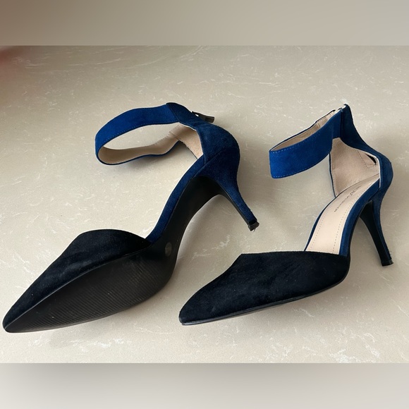 BCBG blue and black suede heels - Picture 3 of 4